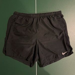 Men’s Medium Black Nike 5in inseam Running Shorts